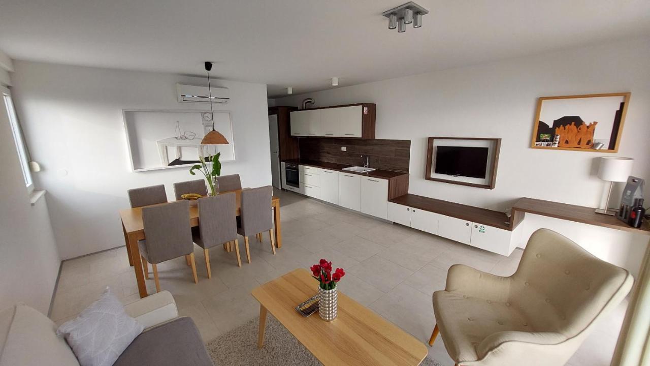 Villa Jolara-Luxury Apartment A8 Mimice Eksteriør bilde